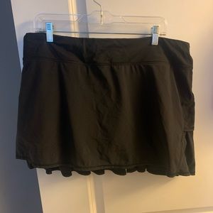 Lululemon black skirt size 12 tall